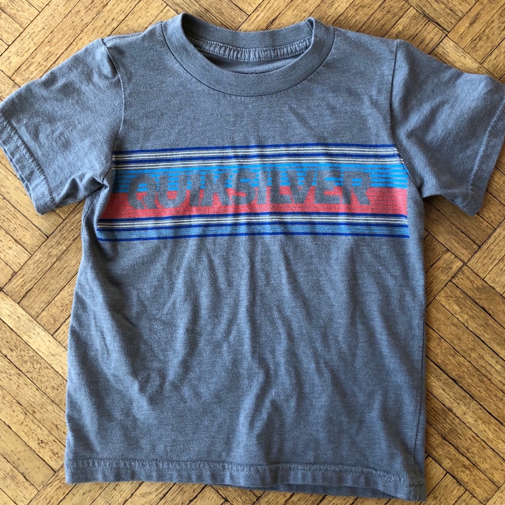 Quiksilver Tshirt Size 4/s